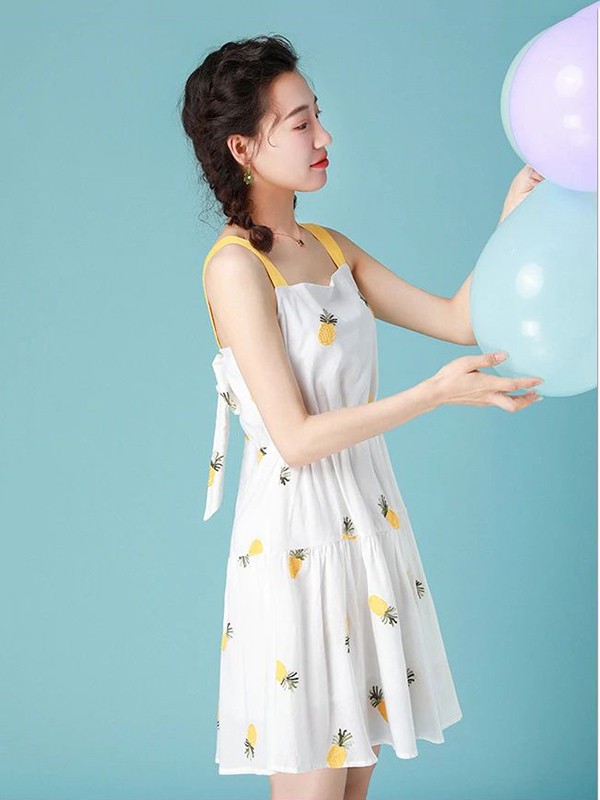 韩依瑞女装2023春夏季白色吊带裙