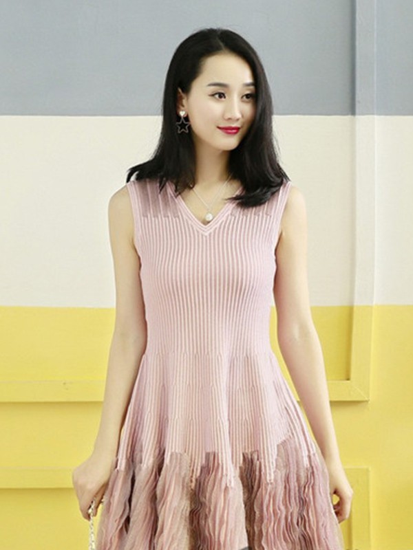 ICHEANLI2022秋冬季粉色连衣裙