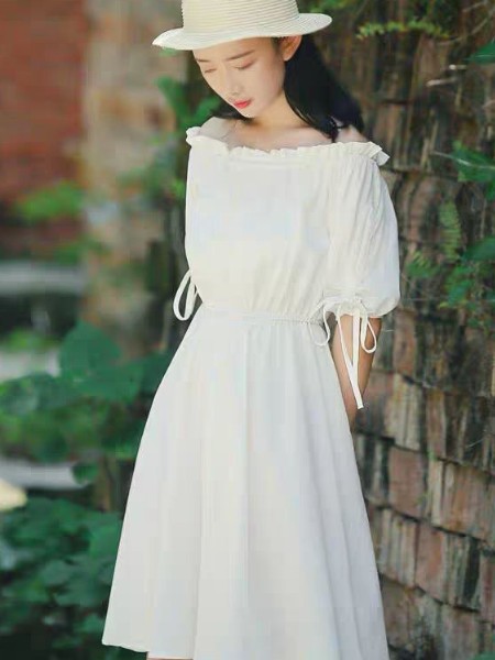 北京惠品女装2023春夏季白色连衣裙