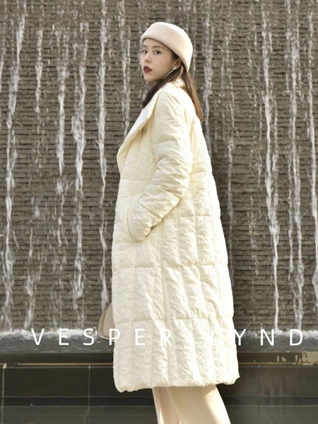 VesperLynd女装2022秋冬季白色棉服