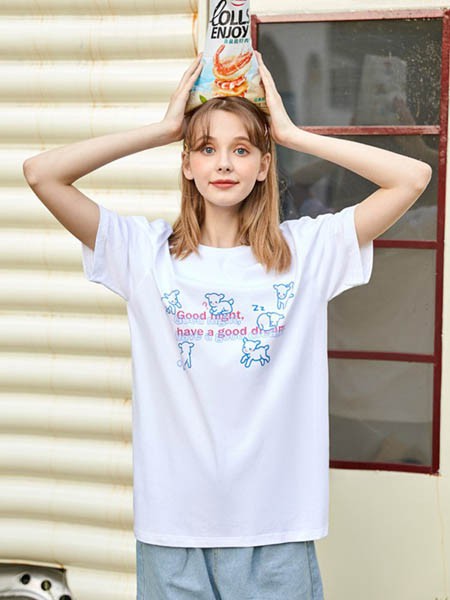UNIFEE女装2023春夏季白色T恤