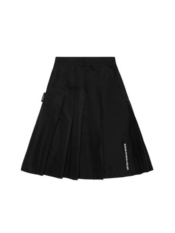 I.T2023春夏季黑色短裙