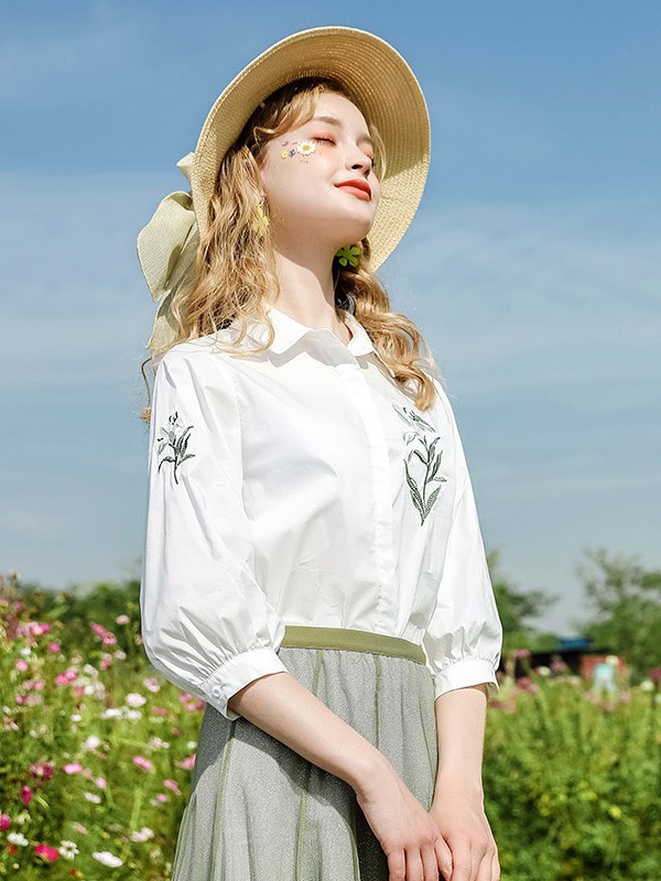 艾蓓怡2023春夏季白色衬衫