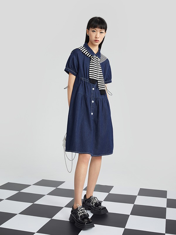 U2022春夏季藏蓝色纯色连衣裙