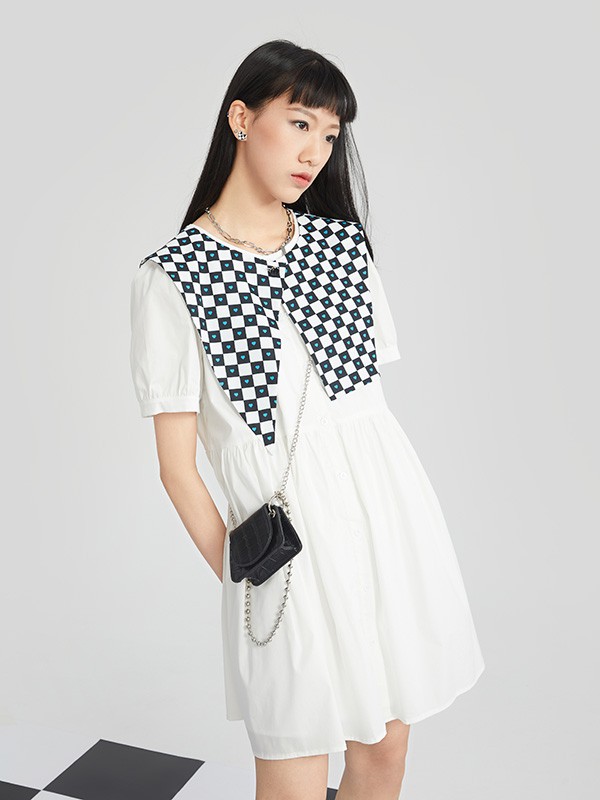 U2022春夏季白色纯色连衣裙