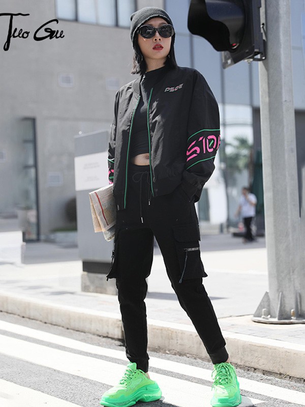 拓谷2022春夏季黑色外套