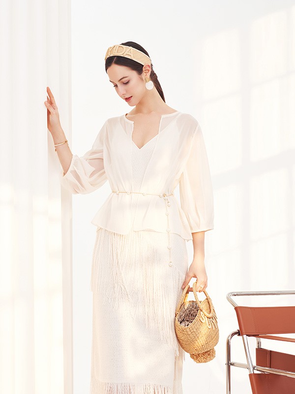 凯莉米洛女装2022春夏季白色连衣裙