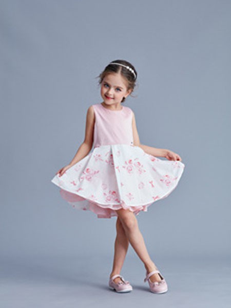 安娜与艾伦童装2022春夏季粉色连衣裙