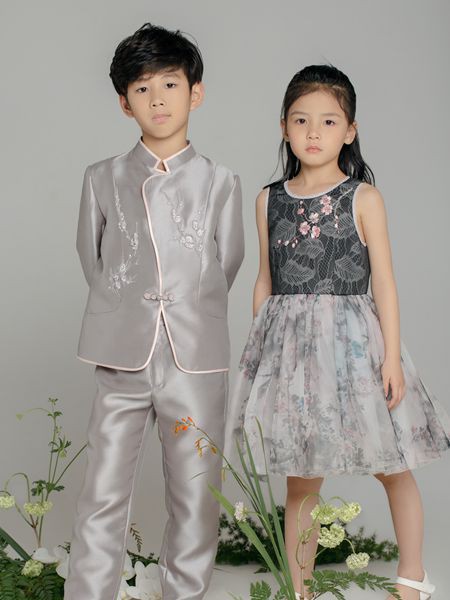 PETITMIEUX(贝的屋)童装2022春夏季灰色连衣裙
