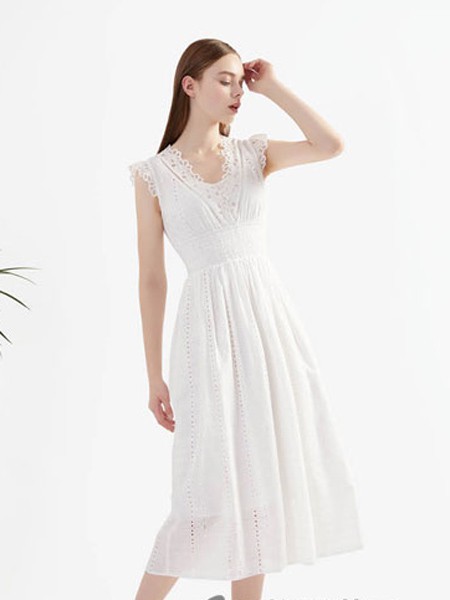 布同 女装2022春夏季白色连衣裙
