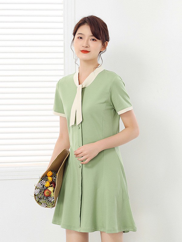T2023春夏季绿色连衣裙