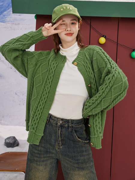 Coolhut女装2023秋冬季绿色毛衣