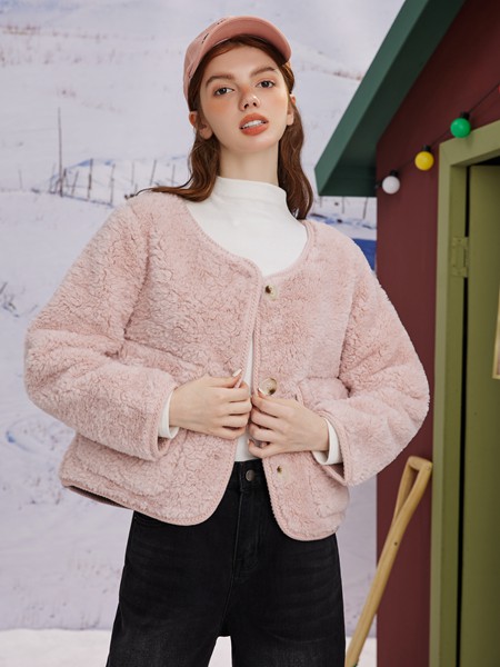 Coolhut女装2022秋冬季粉色外套