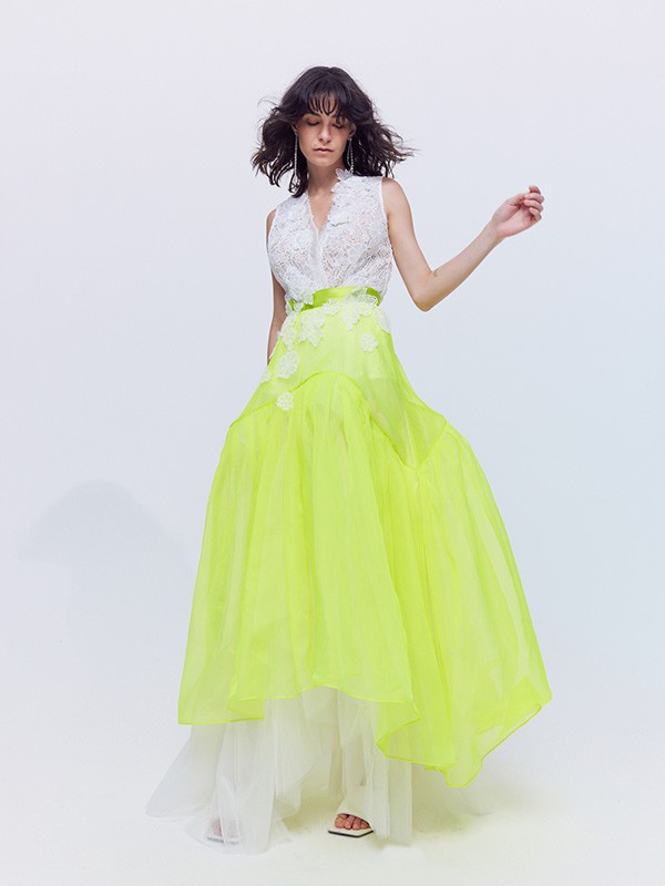 锡瑅女装2023春夏季绿色长裙