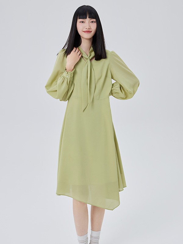 艾莱依2023春夏季绿色衬衫裙