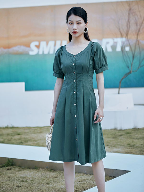 她谷2023春夏季绿色连衣裙