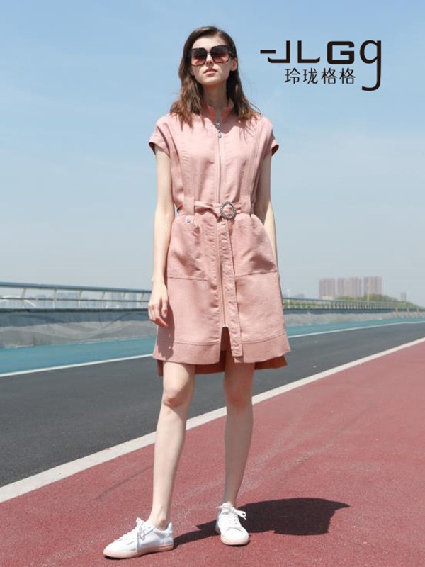 玲珑格格2023春夏季粉色衬衫裙