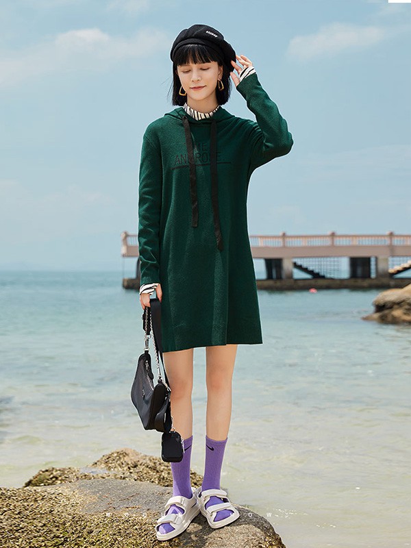 欧尚尼OSANI女装2022秋冬季绿色毛衣裙