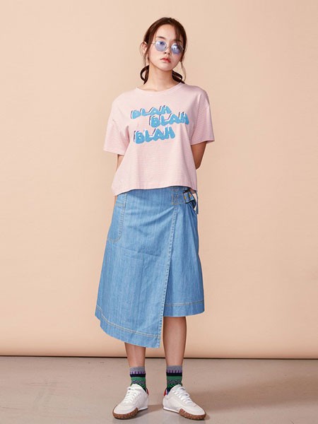 BearTwo女装2023春夏季粉色T恤