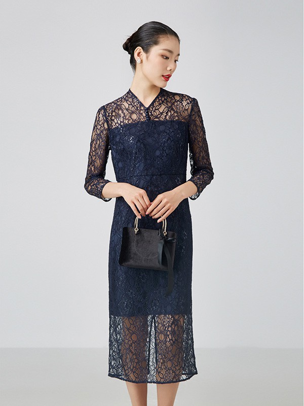 粉蓝衣橱2023春夏季黑色连衣裙