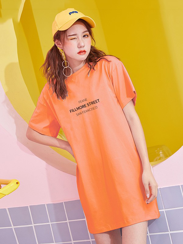 曼丝娜2023春夏季橙色连衣裙