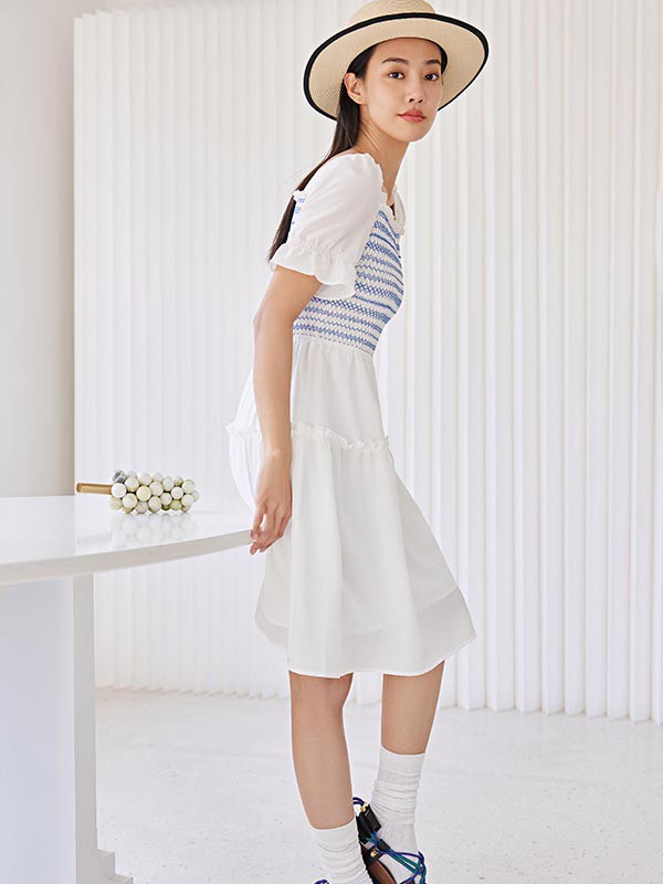 可可尼品牌女装2023春夏季新款复古高端显瘦连衣裙