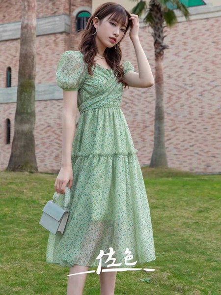 佐色女装2023春夏季绿色连衣裙
