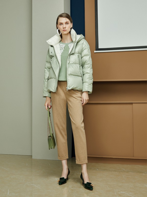 羽沙国际女装2022秋冬季绿色棉服