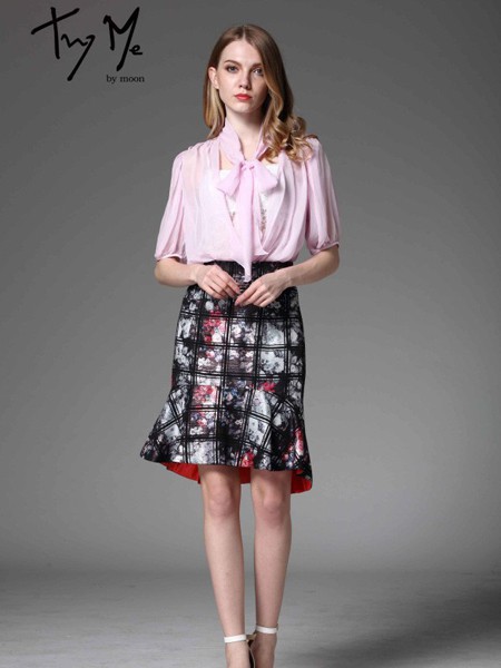 TRYMEBYMOON女装2023春夏季粉色衬衫