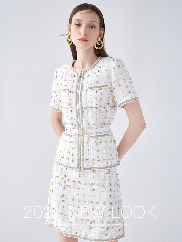 可可尼女装2023春夏季白色短裙