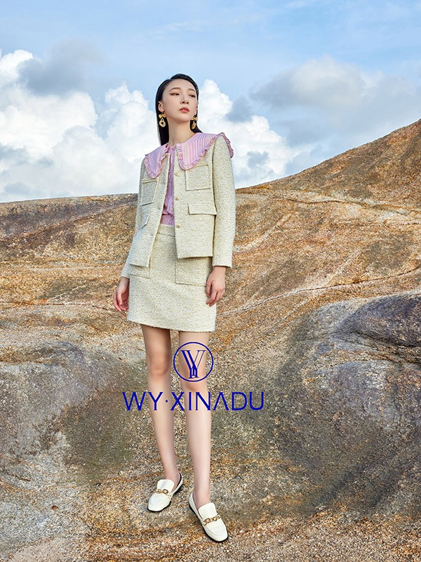 WY.XINADU2023秋冬季米色短裙