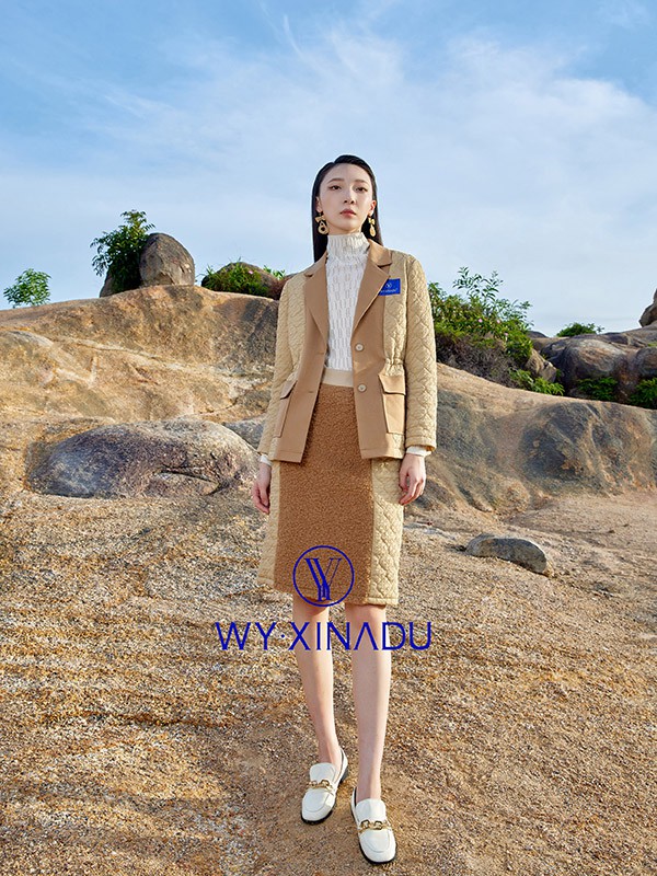 WY.XINADU女装2023秋冬季白色针织衫