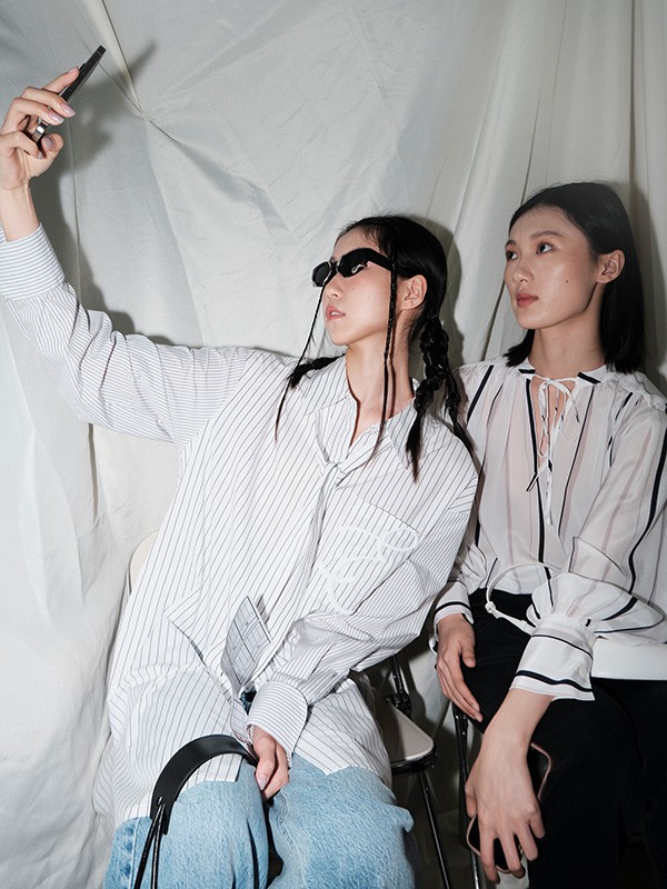 点击查看下一张esons女装图片