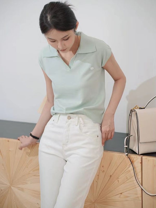 点击查看下一张以文女装图片