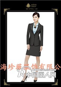 男士斜纹西装定制 上海哪里定做女士西装最好