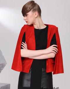 冬季女装外套颜色分类：大红色外套