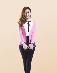 冬季女装外套颜色分类：粉色外套